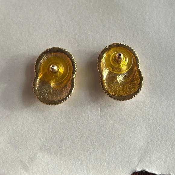 3/$20 Gold Tone Vintage Love Knot Rope Chain Woven Stud Earrings Pierced - Picture 2 of 3